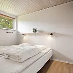 בית נופש Matthias - 300m From The Sea By Interhome בוגנזה
