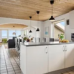 Matthias - 300m From The Sea By Interhome *
