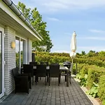 Matthias - 300m From The Sea By Interhome * בוגנזה